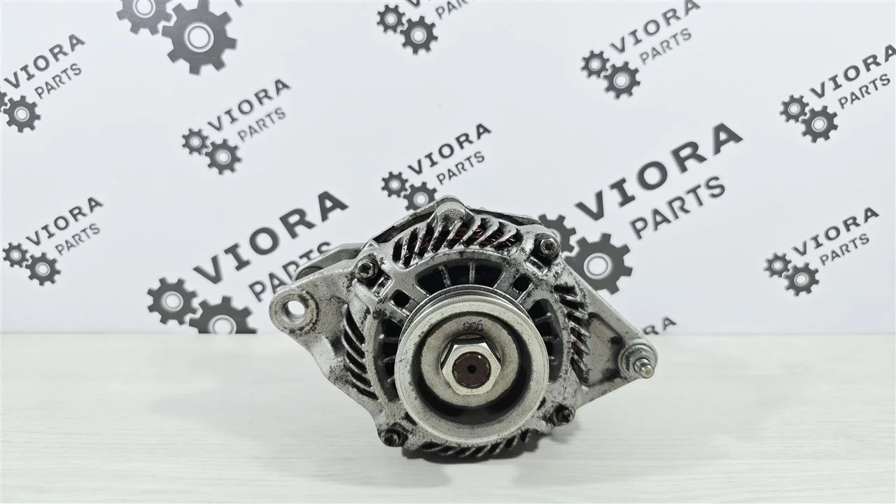 Генератор пробег 50к Mitsubishi Colt 2007 1800A070 Z34A 4A90