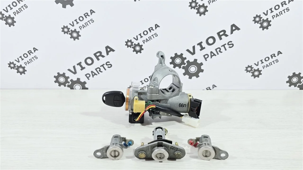 Замок зажигания с личинками Mitsubishi Lancer 9 2007 6370A213 CS3A 4G18