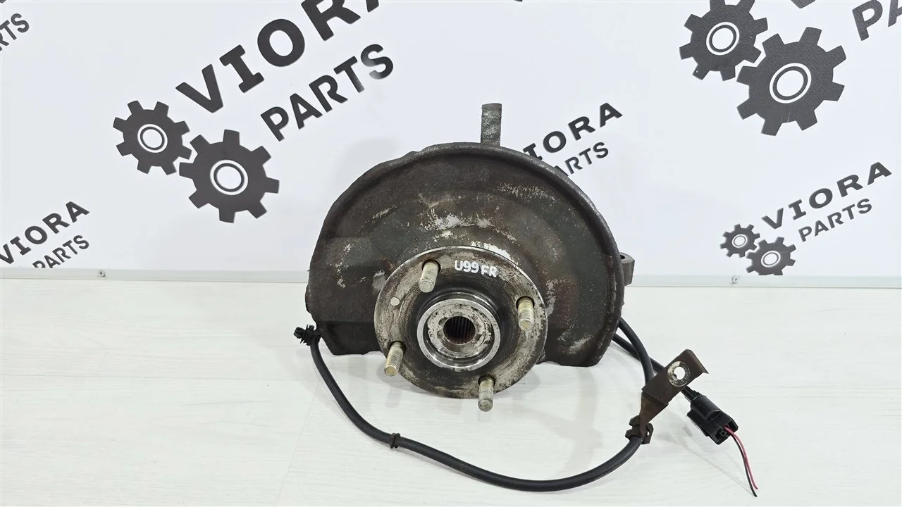 Кулак поворотный пробег 30к Mitsubishi Lancer 9 2007 MR491322 CS3A 4G18, передний правый