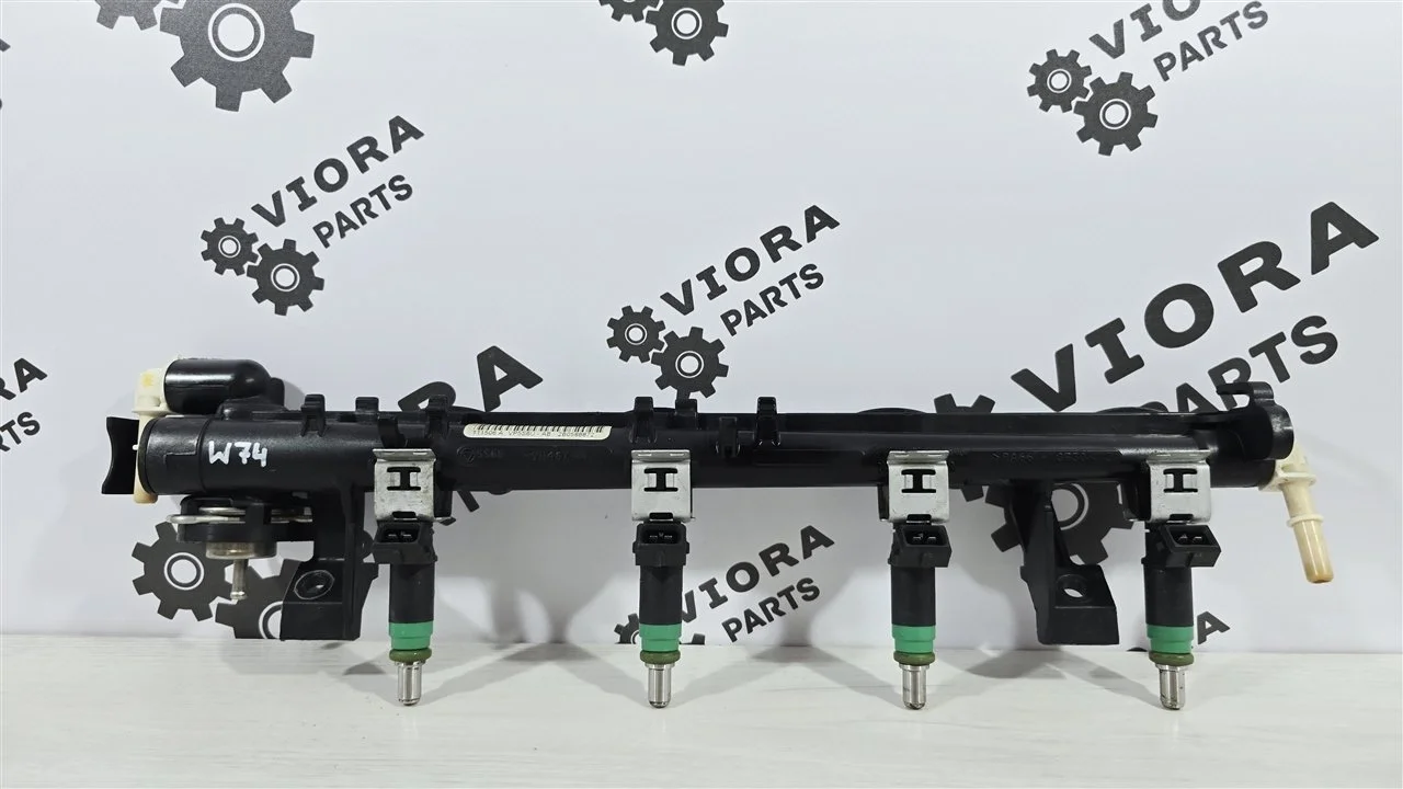 Рампа топливная пробег 50к! Ford Fusion 2007 1804347 JU FYJA