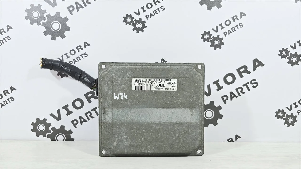 Блок управления двигателем АКПП! Ford Fusion 2007 1360194 JU FYJA