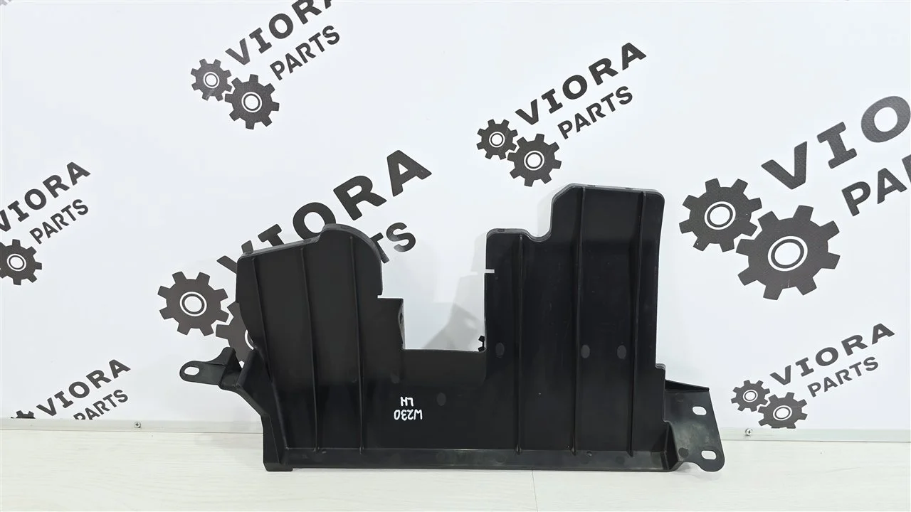 Дефлектор радиатора Nissan Qashqai 2010 62823BR00A J10 HR16DE, левый