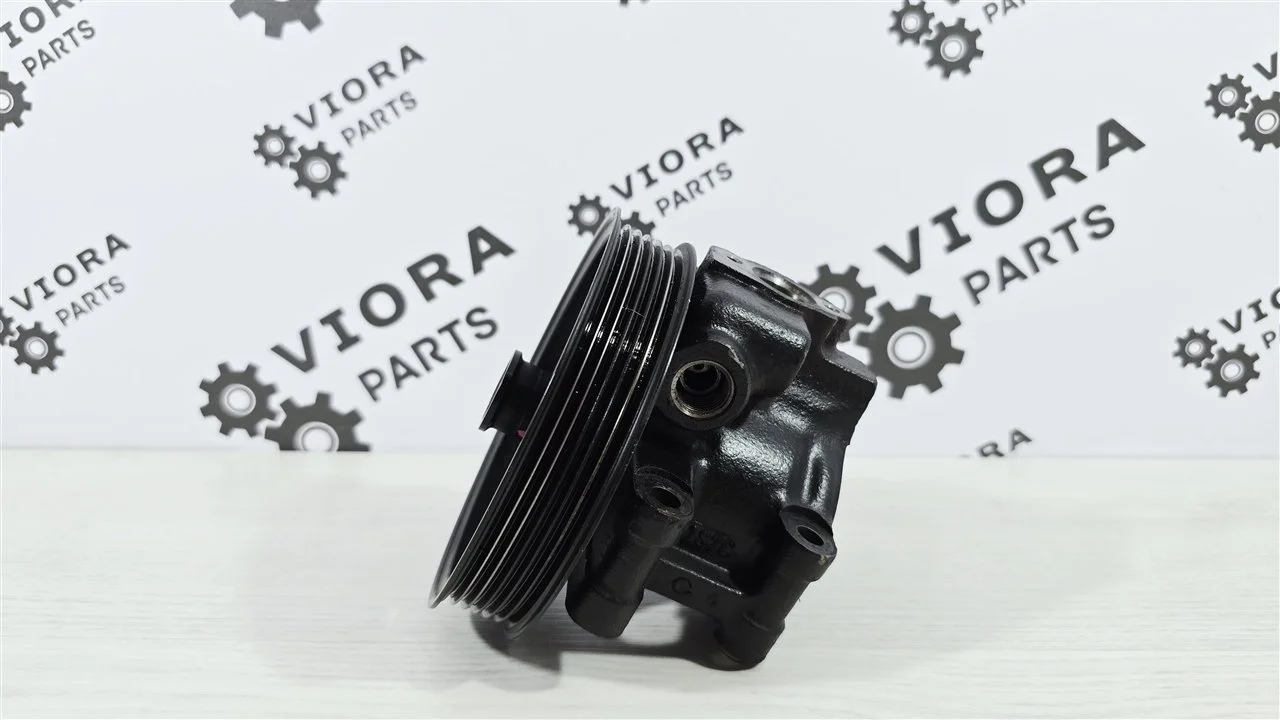 Насос гидроусилителя руля пробег 40к Ford Mondeo 2006 1357641 3 СJBB