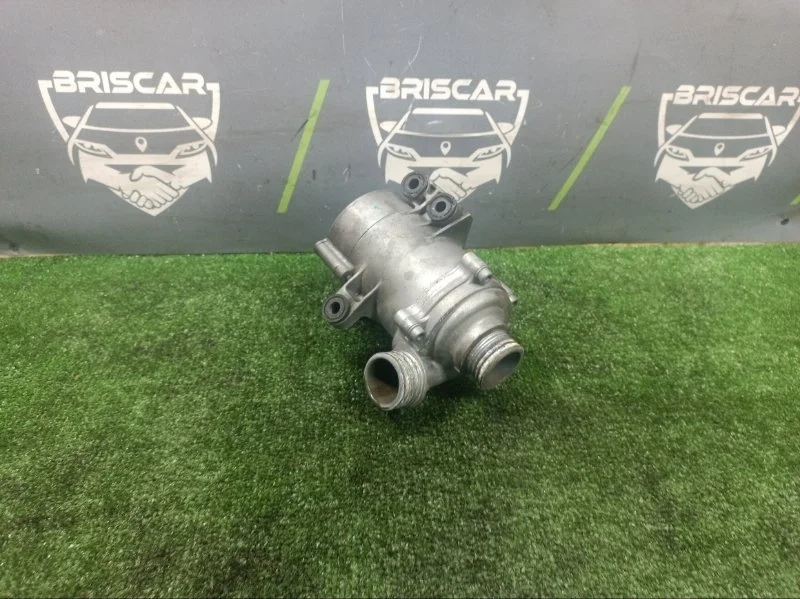 Помпа BMW 5-Series 2014 11517597715 F10 N20B20B