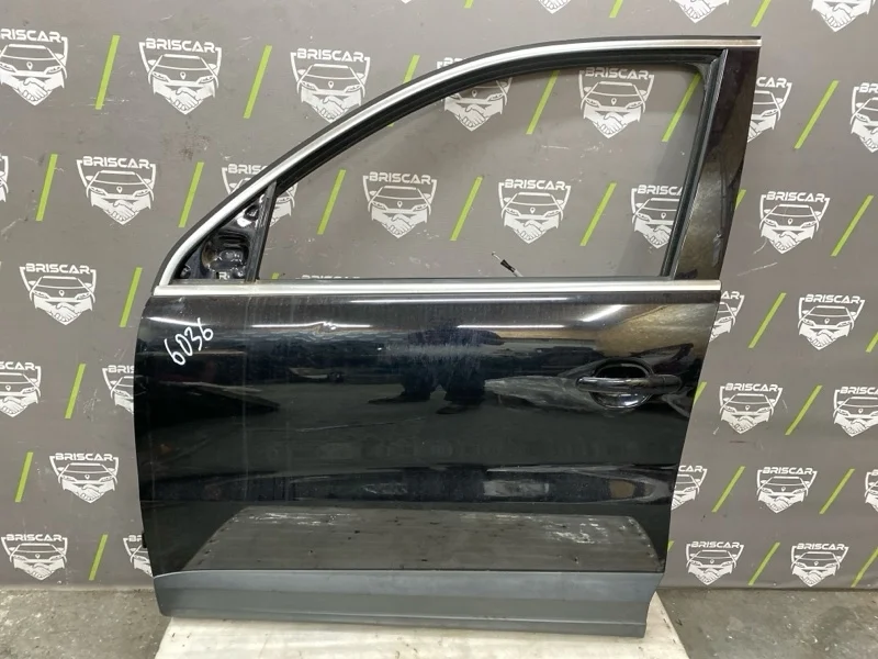 Дверь боковая Volkswagen Tiguan 2010 5N0831055B 5N CCZC, передняя левая