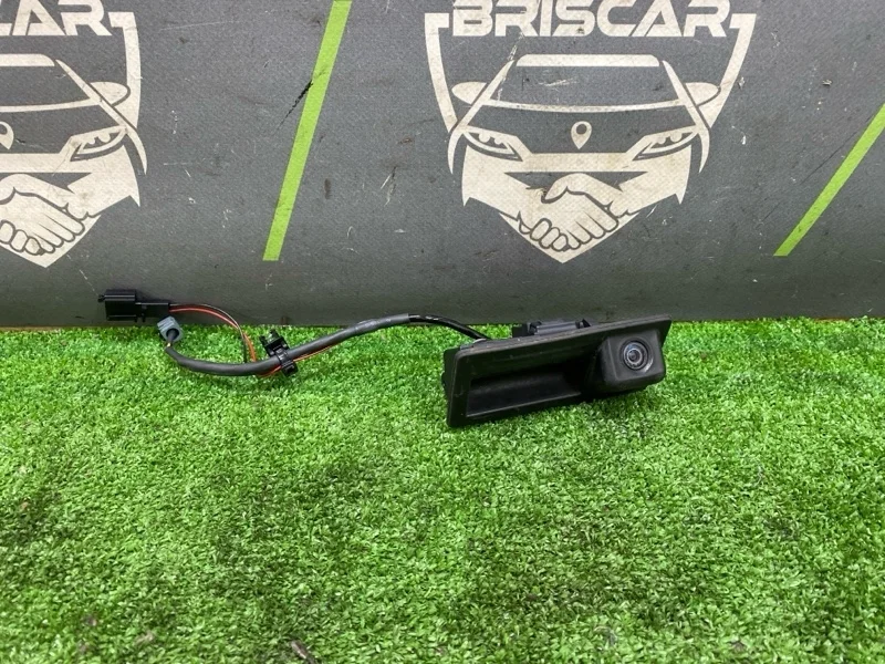 Камера заднего вида Volkswagen Tiguan 2010 5N0827566AB 5N CCZC, задняя