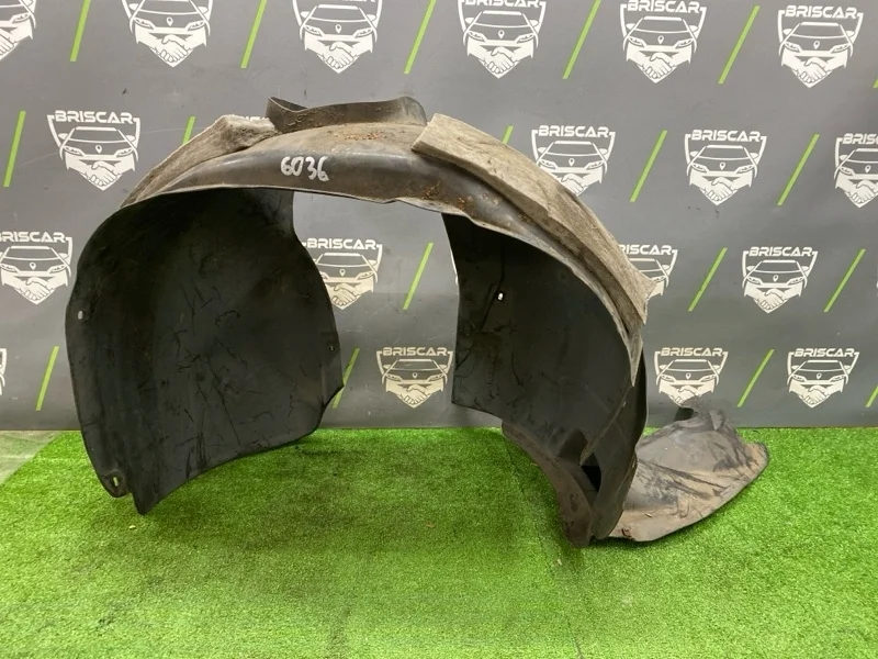 Подкрылок Volkswagen Tiguan 2010 5N0805912A 5N CCZC, передний правый