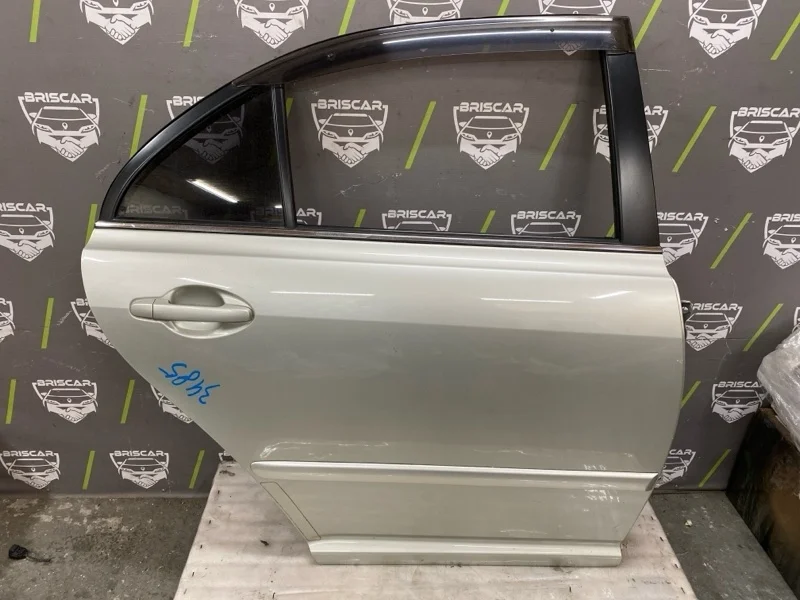 Дверь боковая Toyota Avensis 2003 6700305110 AZT250 1AZFSE, задняя правая