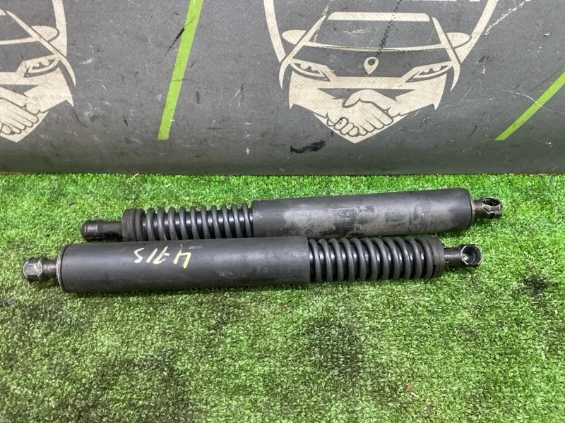 Амортизатор двери багажника Volkswagen Touareg 2005 7L6827550N 7L BMV