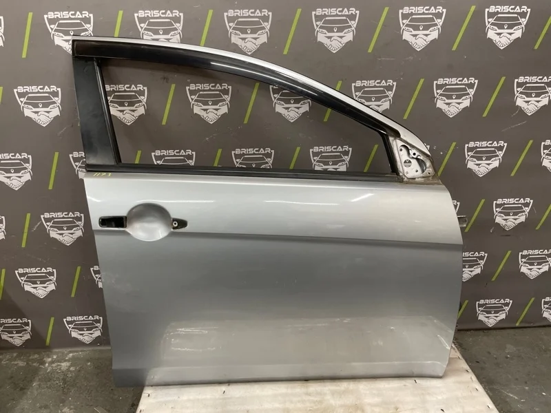 Дверь боковая Mitsubishi Galant Fortis 2008 5700A558 CY4A 4B11, передняя правая
