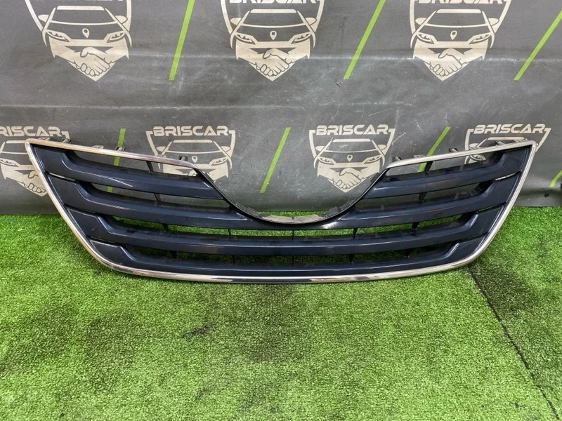 Решетка радиатора Toyota Camry 2007 5310133180C0 ACV40 2AZFE, передняя