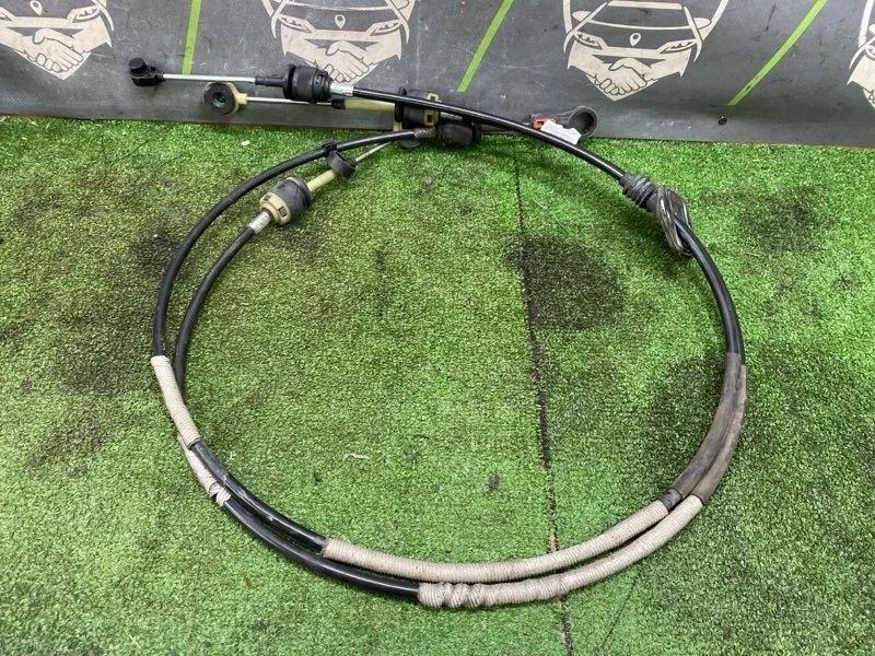 Трос переключения мкпп Ford Focus 2009 1686381 2 MI4 QQDB 1.8