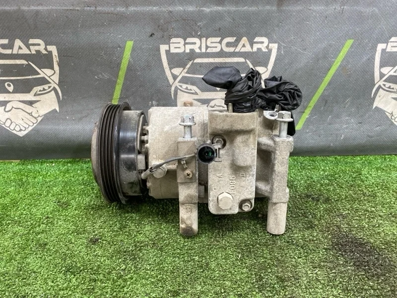 Компрессор кондиционера KIA Rio 2011 977011G010 Y56 G4EE