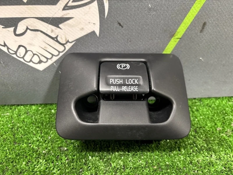 Кнопка ручника Volvo S60 2014 31343242 FS40 B4204T11