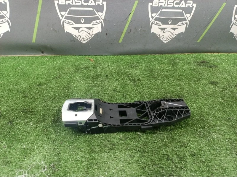 Кронштейн ручки двери Volkswagen Jetta 2013 5N0839885H A6 CAXA, передний правый