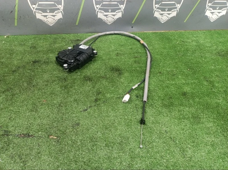 Доводчик двери багажника Bmw 7-Series 2013 51247191213 F02 N52B30A