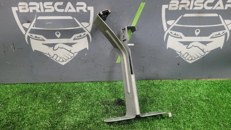 Крепление бампера MERCEDES-BENZ C-Class 2012 A2045241340 C204 271.820 M271DE18 EVO