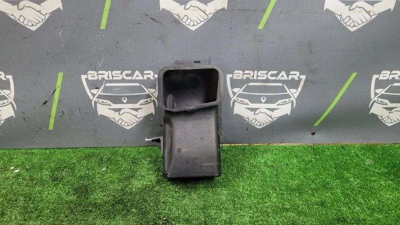 Воздухозаборник BMW 7-Series 2013 13717577471 F02 N52B30A, передний