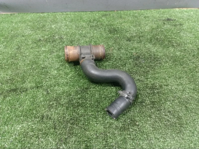 Фланец системы охлаждения Volkswagen Jetta 2013 N90794401 A6 CAXA