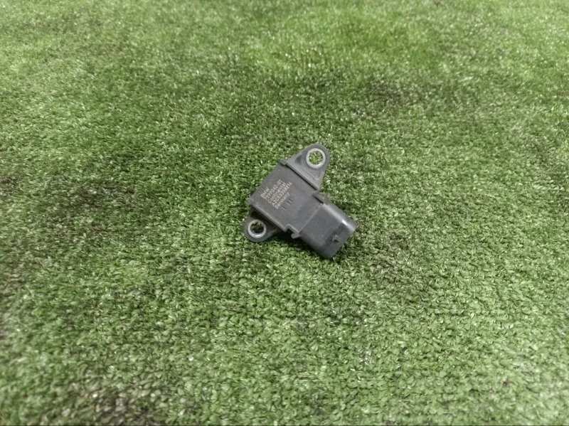 Датчик давления впускного коллектора BMW 5-Series 2014 13627599042 F10 N20B20B