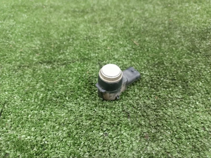 Парктроник MERCEDES-BENZ CLS-Class 2009 A2215420417 W219 272.964 M272E35, передний