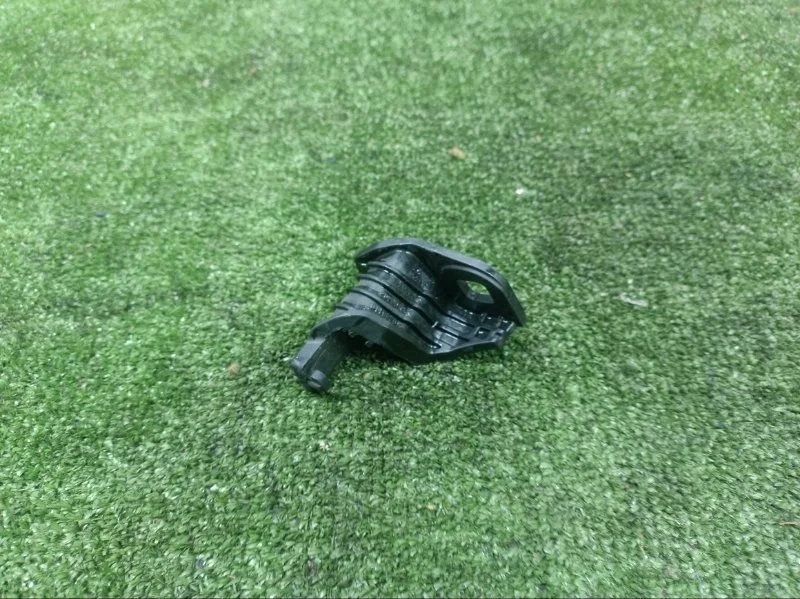 Кронштейн фары Bmw 3-Series 2014 51647285598 F30 N13B16A, правый