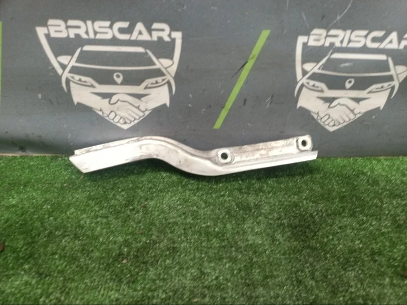 Кронштейн радиатора Bmw 5-Series 2014 17117583119 F10 N55B30A, передний левый