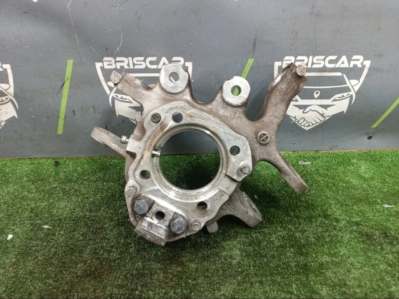 Цапфа BMW 7-Series 2013 33326796497 F02 N52B30A, задняя левая