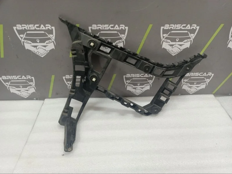 Кронштейн бампера Volkswagen Jetta 2013 5C6807394 A6 CAXA, задний правый