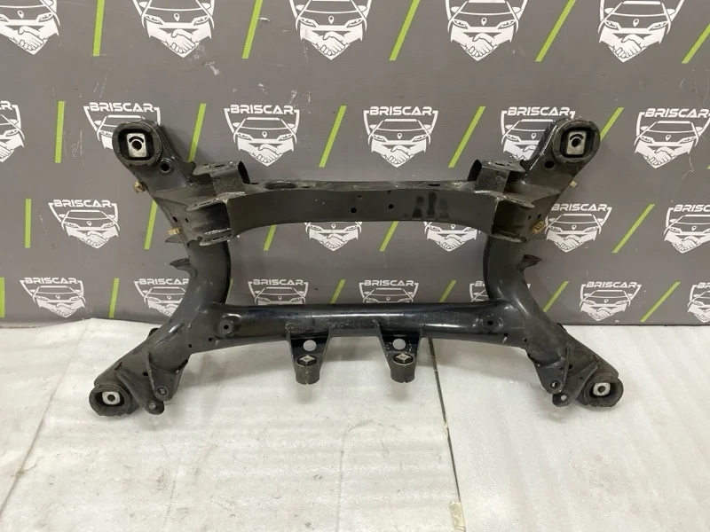 Подрамник BMW 3-Series 2014 33316792505 F30 N13B16A, задний