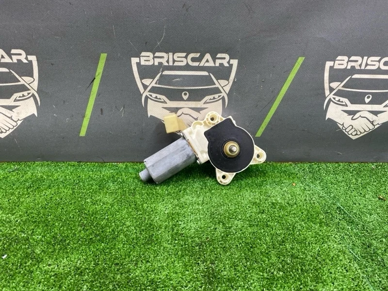 Мотор стеклоподъемника MERCEDES-BENZ CLS-Class 2009 A2198200642 W219 272.964 M272E35, задний правый