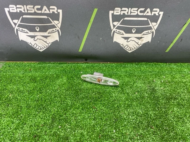 Повторитель поворота в крыло Toyota Camry 2007 8173030131 ACV40 2AZFE, передний левый