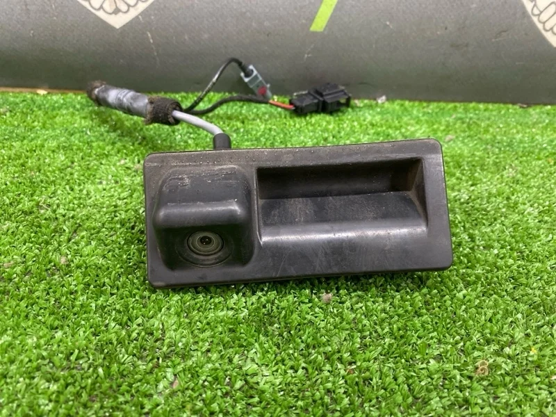 Камера заднего вида Audi A6 2012 5N0827566AA C7 CHVA, задняя