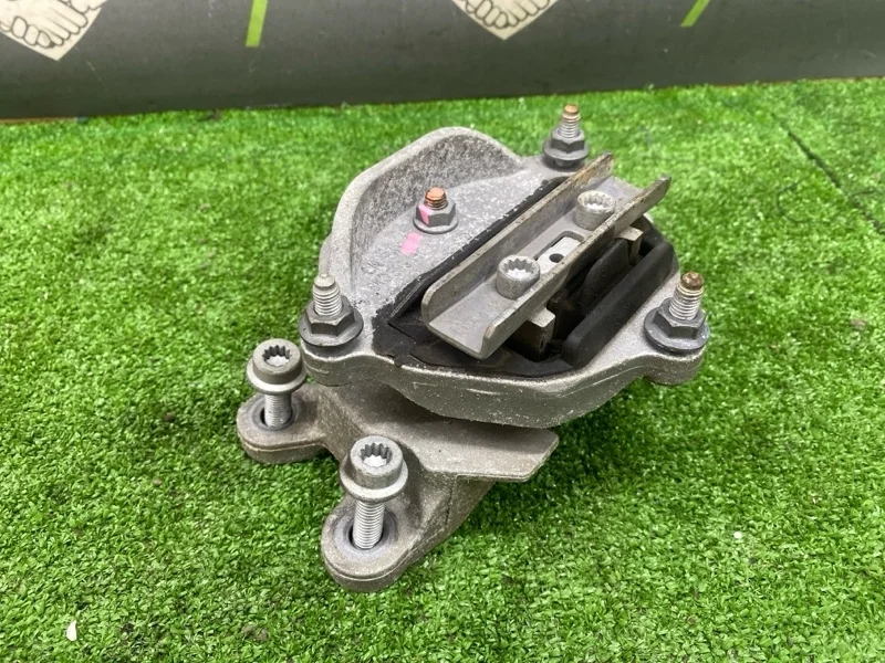 Подушка АКПП Audi A5 2014 8K0399151DB 8T CDNC