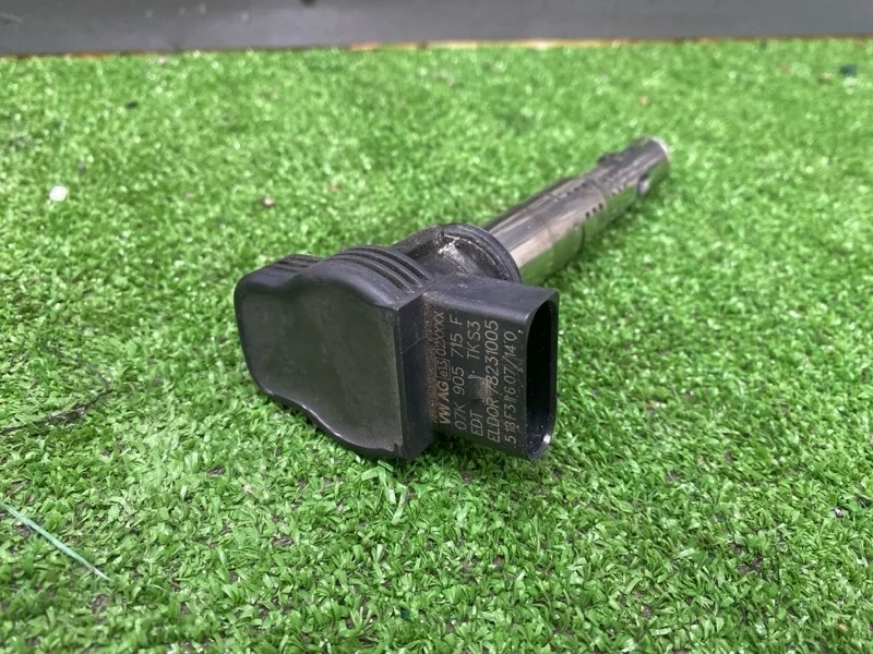 Катушка зажигания Audi A5 2014 07K905715F 8T CDNC