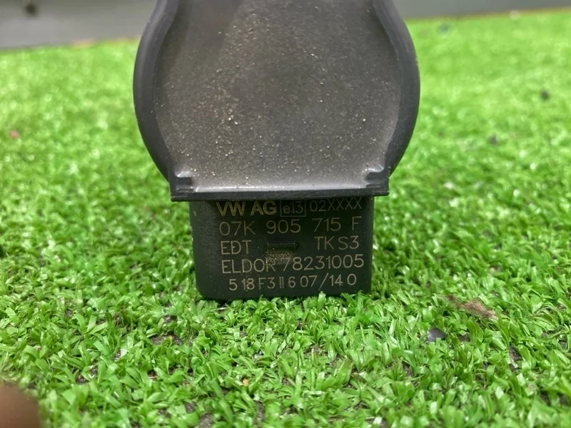 Катушка зажигания Audi A5 2014 07K905715F 8T CDNC