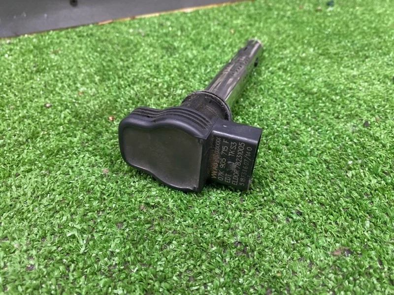 Катушка зажигания Audi A5 2014 07K905715F 8T CDNC