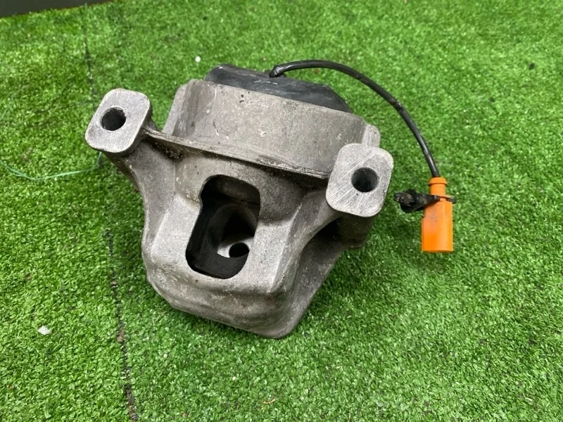 Подушка двигателя Audi A5 2014 8R0199381C 8T CDNC, левая