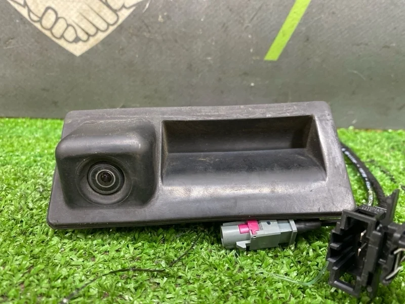 Камера заднего вида Audi A5 2014 5N0827566AA 8T CDNC, задняя