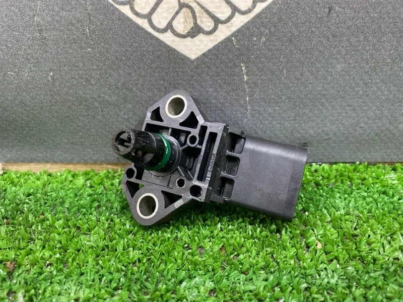 Датчик абсолютного давления Volkswagen Golf 2015 03G906051E 5G1 CHPA