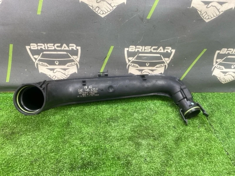 Патрубок интеркулера Volkswagen Golf 2015 04E145673E 5G1 CHPA