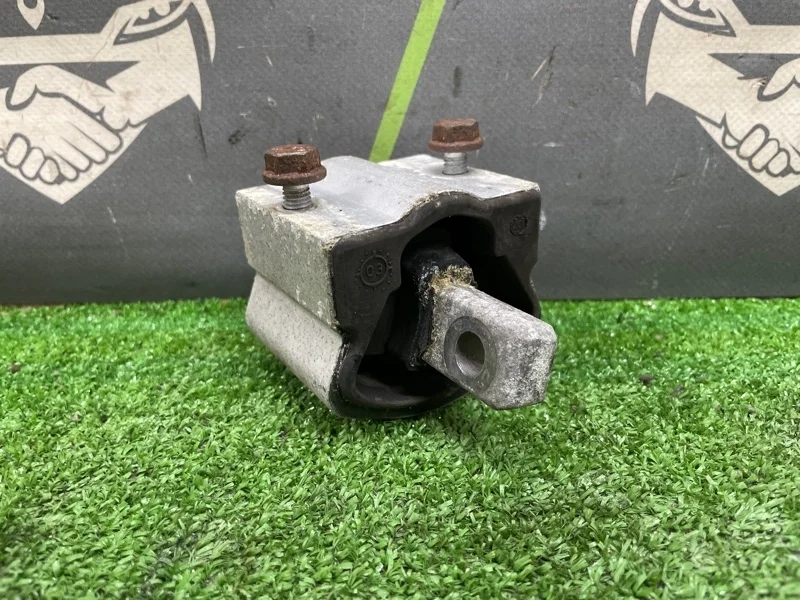 Подушка АКПП MERCEDES-BENZ E-Class 2005 A2122400418 W211 272922 30 806981 (63Y)