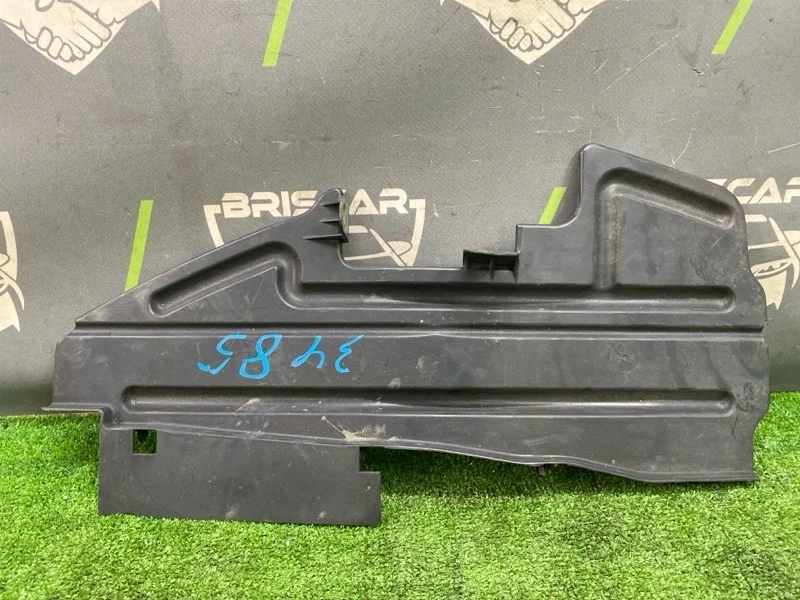 Дефлектор радиатора TOYOTA Avensis 2003 5329405010 AZT250 1AZFSE, передний левый