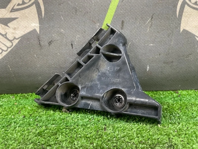 Крепление бампера TOYOTA CAMRY 2007 5257533110 ACV40 2AZFE, заднее правое