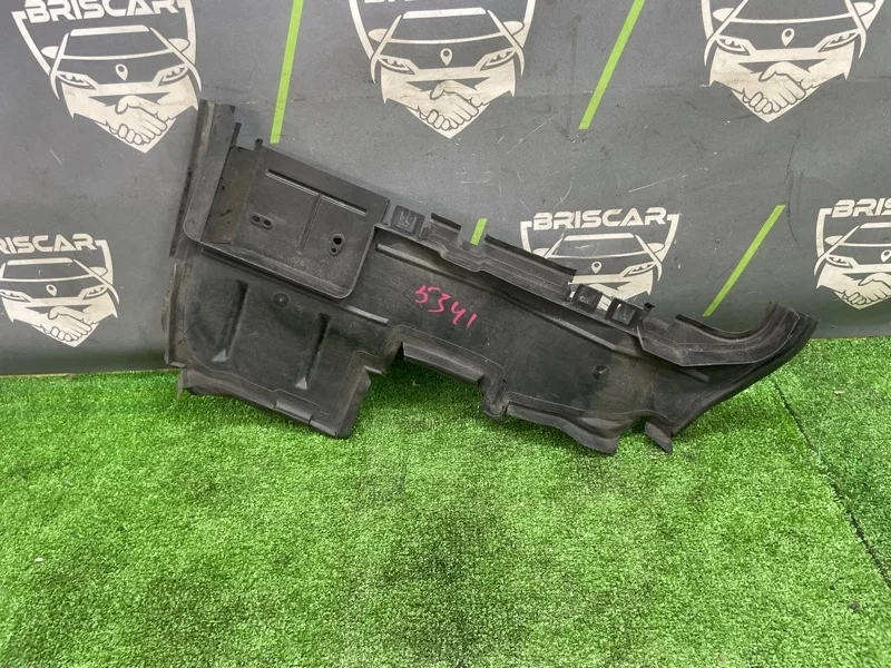 Воздуховод радиатора Audi A6 2012 4G0121284AA 4G CHVA, правый