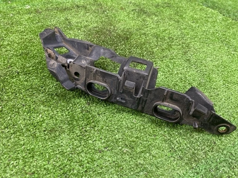 Кронштейн Volkswagen Tiguan 2010 5G0807050A 5N CCZC, передний правый