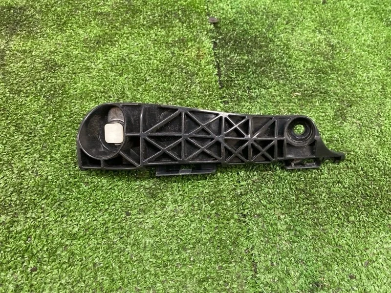 Крепление бампера TOYOTA RAV4 2006 5253642021 ACA31 2AZFE, переднее левое