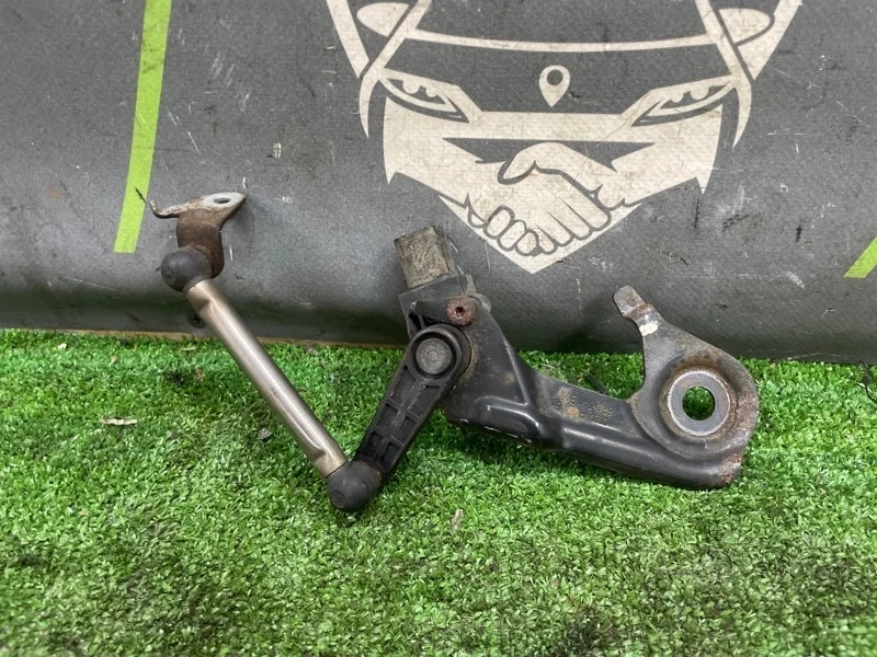 Датчик высоты дорожного просвета Audi A6 2012 8R0941309C C7 CHVA, задний