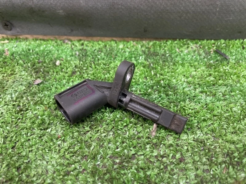 Датчик ABS Audi A6 2012 4E0927803F C7 CHVA, задний правый