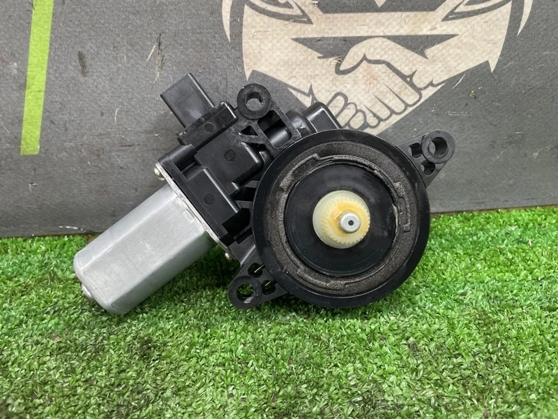 Мотор стеклоподъемника Mazda Atenza 2009 D01G5858XB GH-EFP LF-VE, задний правый